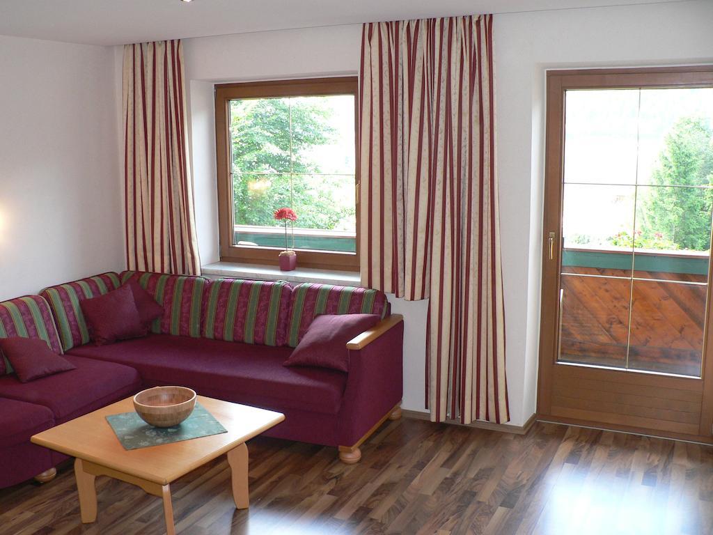 Antares Am See Maurach  Kamer foto
